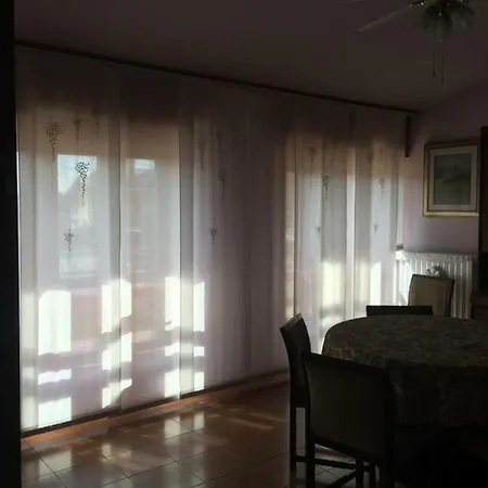 Magenta Lägenhet *